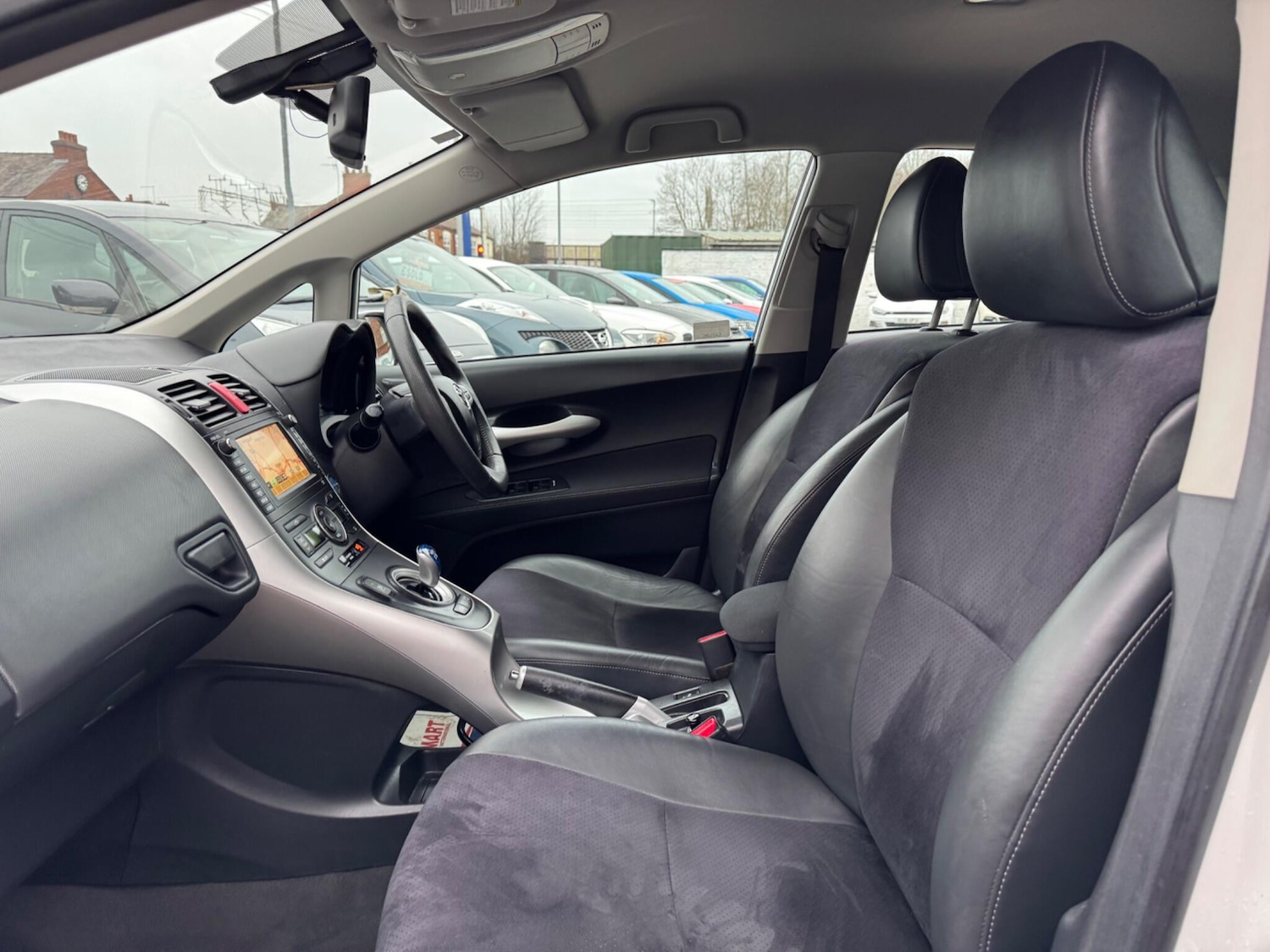 Used Toyota Auris 2011 for sale - 77351396: Photo 31