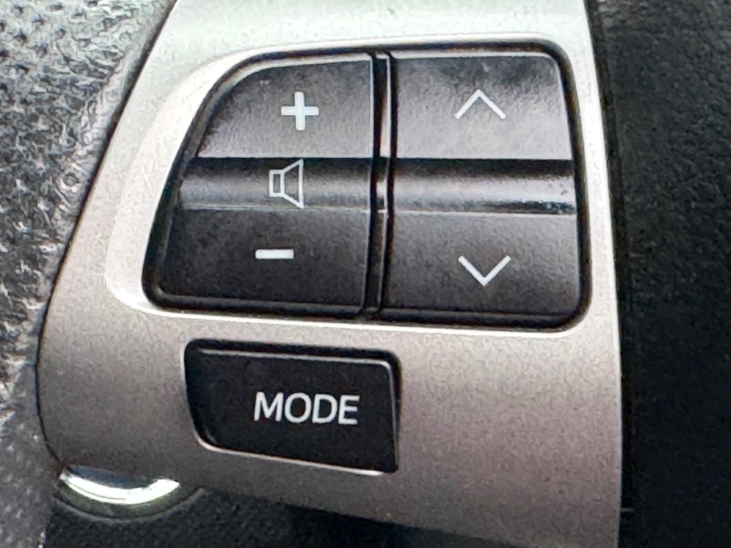 Used Toyota Auris 2011 for sale - 77351396: Photo 47