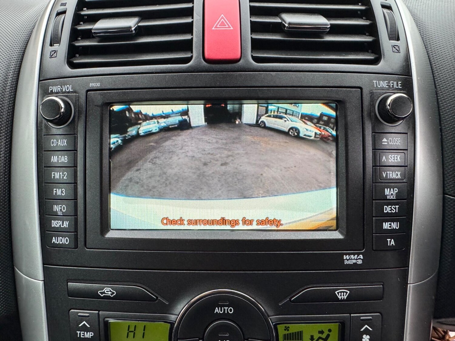 Used Toyota Auris 2011 for sale - 77351396: Photo 54