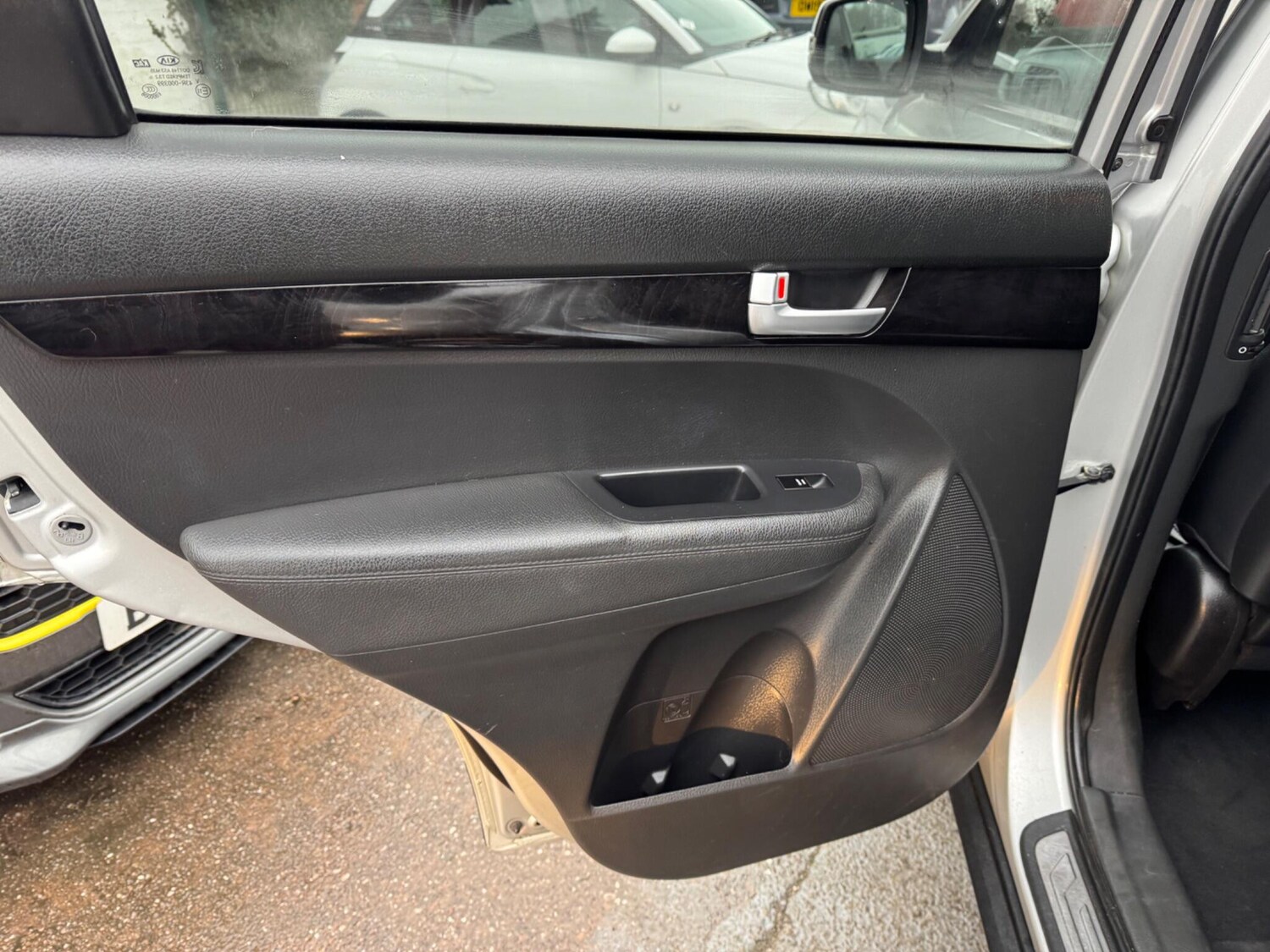 Used Kia Sorento for sale - 77469011: Photo 27