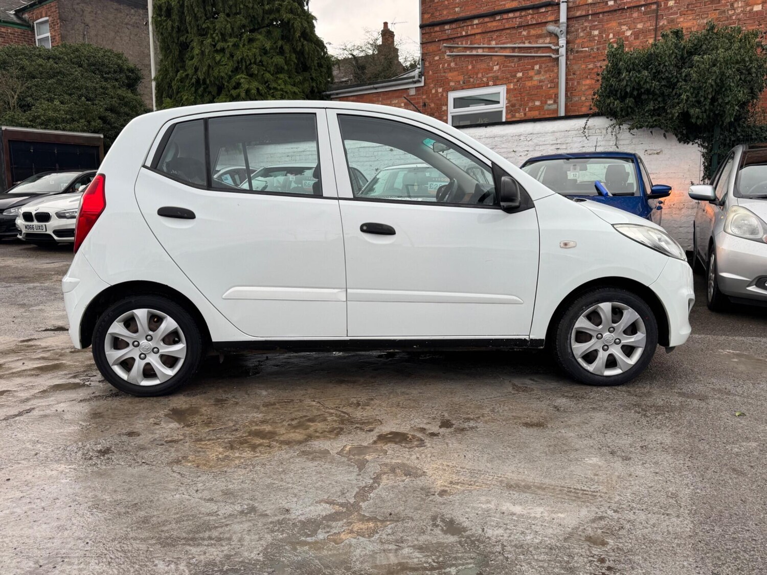 Used Hyundai i10 for sale - 77351932: Photo 10