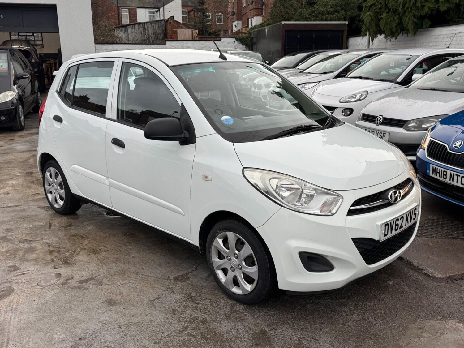 Used Hyundai i10 for sale - 77351932: Photo 11