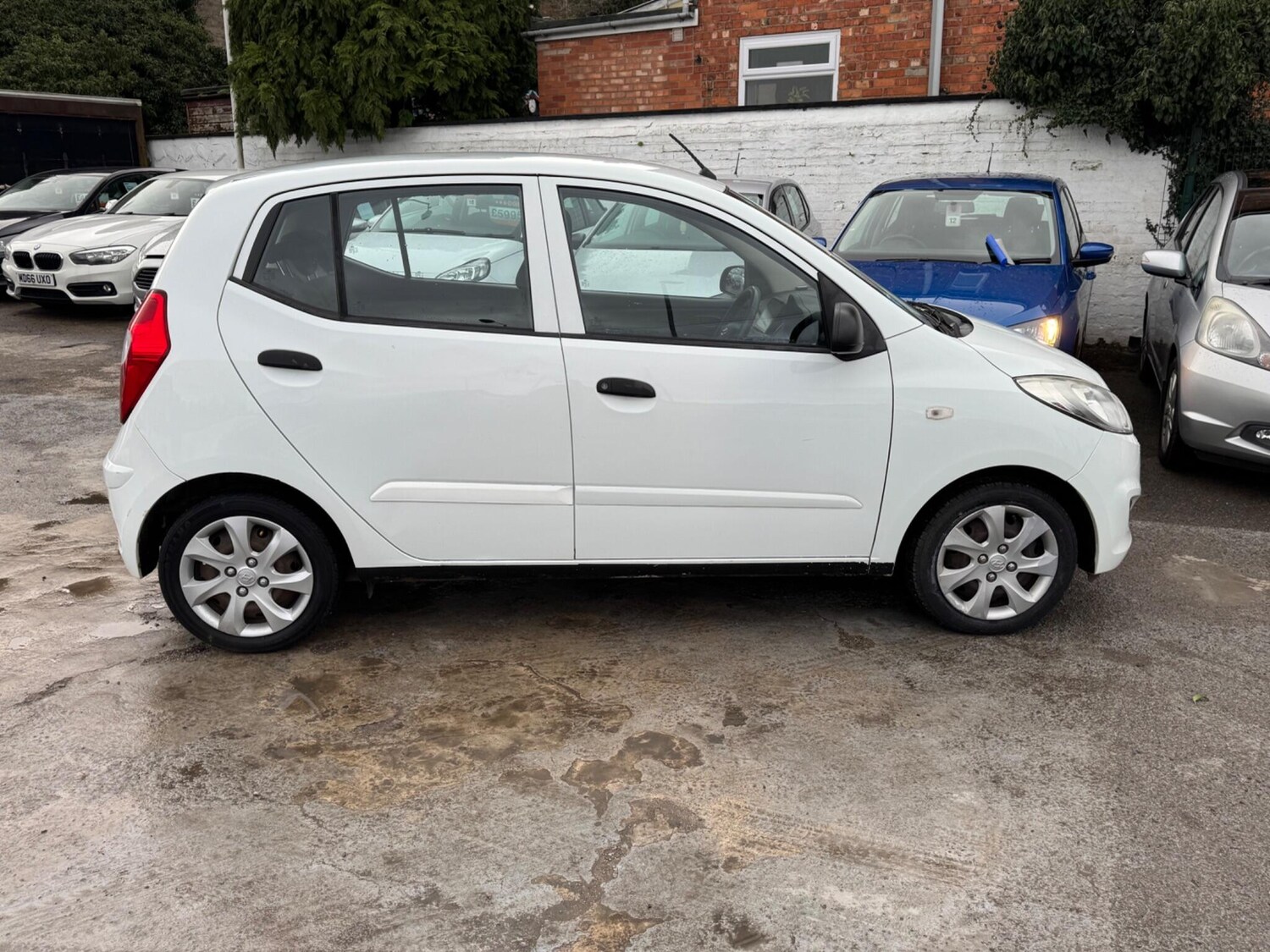 Used Hyundai i10 for sale - 77351932: Photo 12