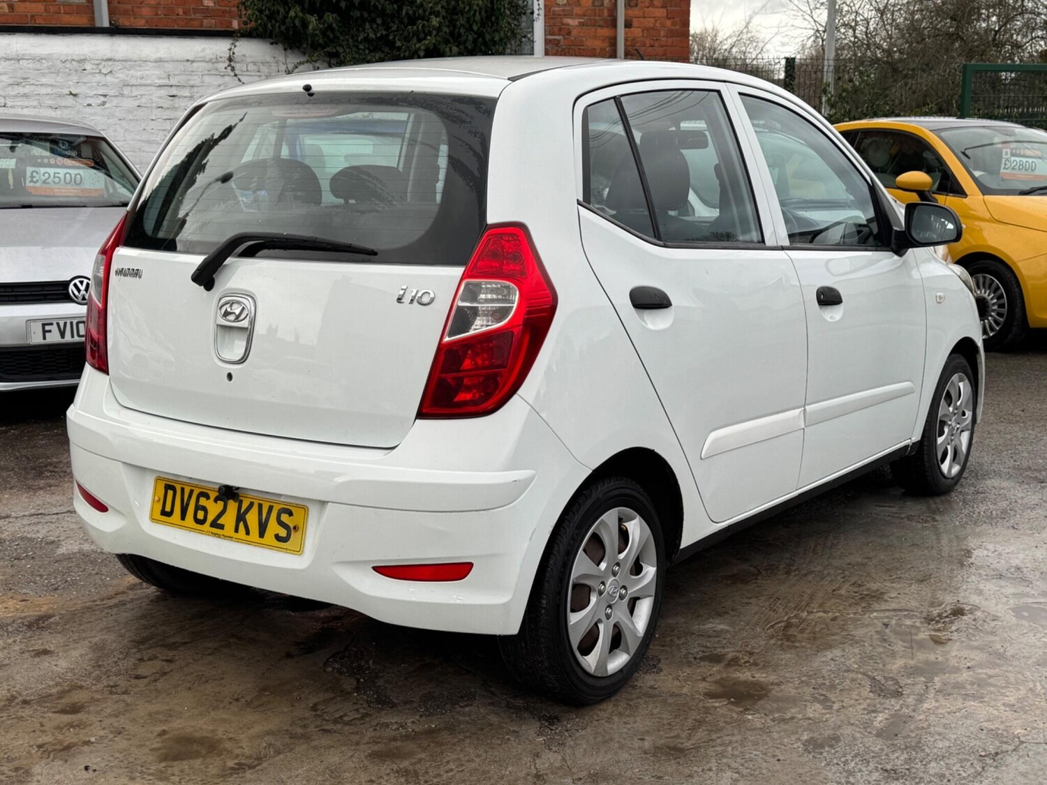 Used Hyundai i10 for sale - 77351932: Photo 13