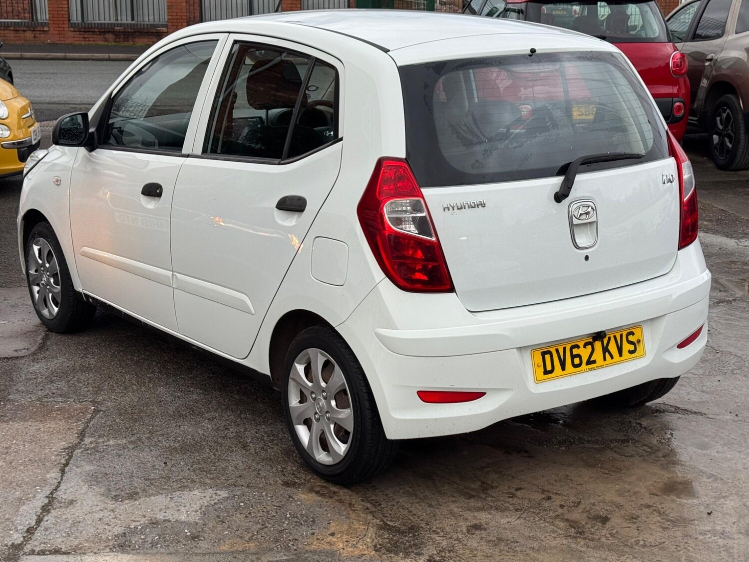 Used Hyundai i10 for sale - 77351932: Photo 22