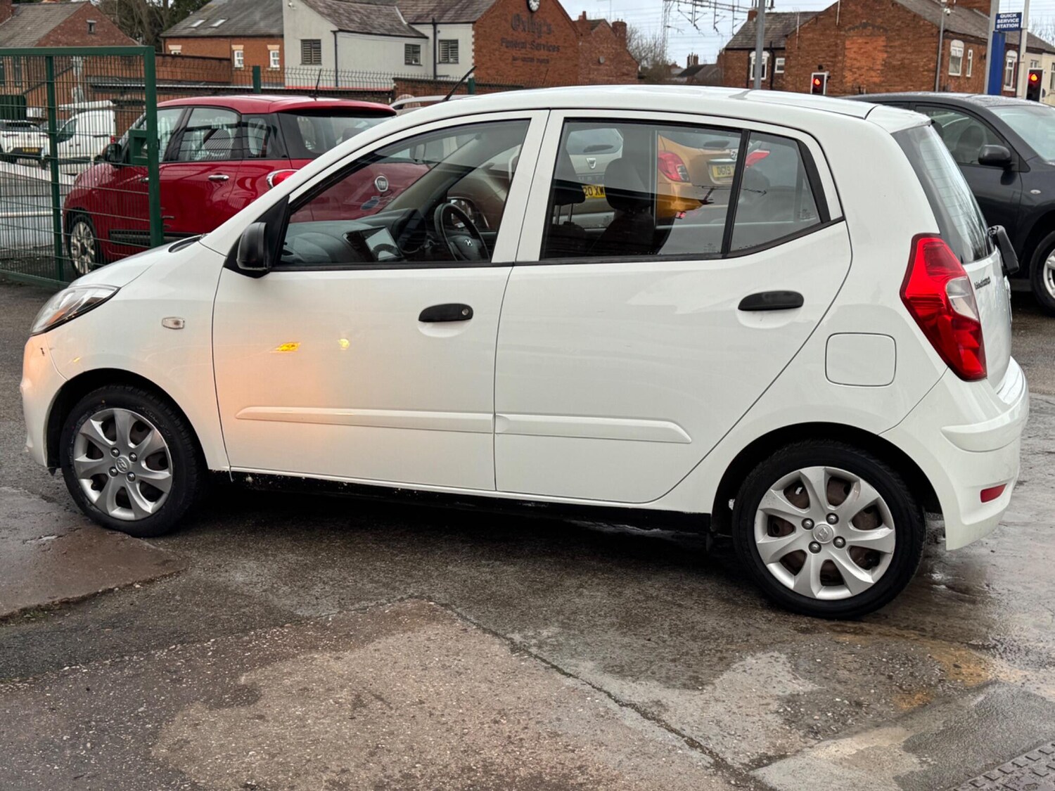 Used Hyundai i10 for sale - 77351932: Photo 23