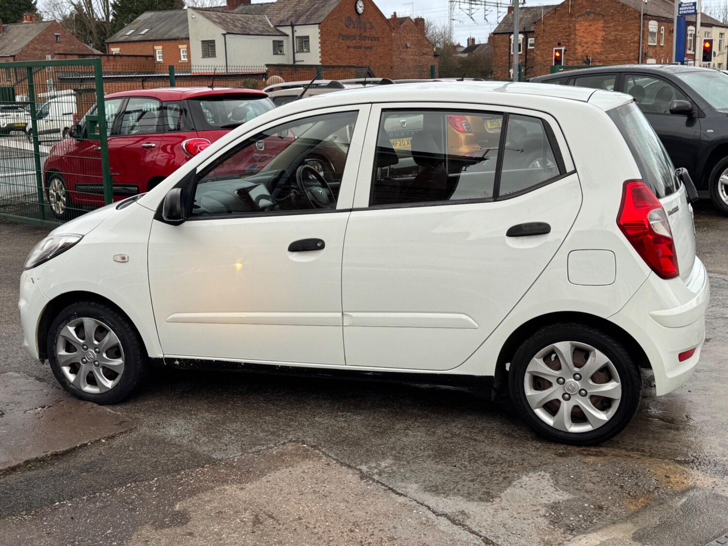 Used Hyundai i10 for sale - 77351932: Photo 24