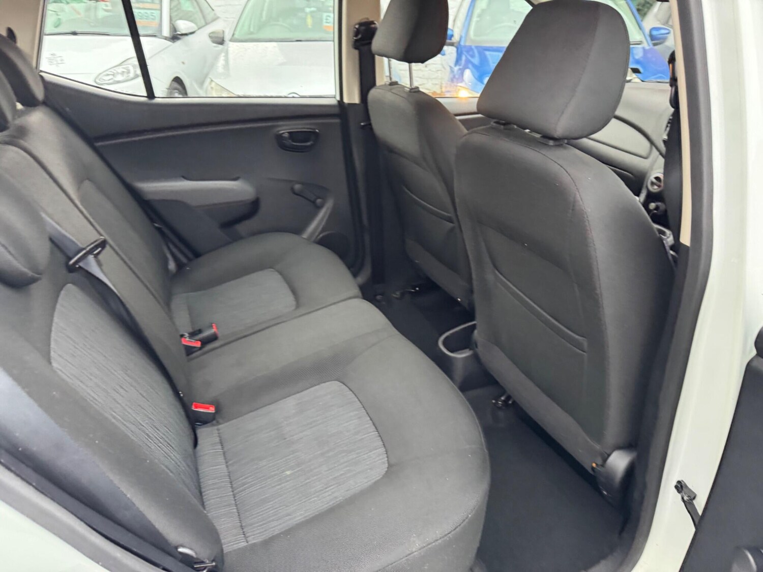 Used Hyundai i10 for sale - 77351932: Photo 37