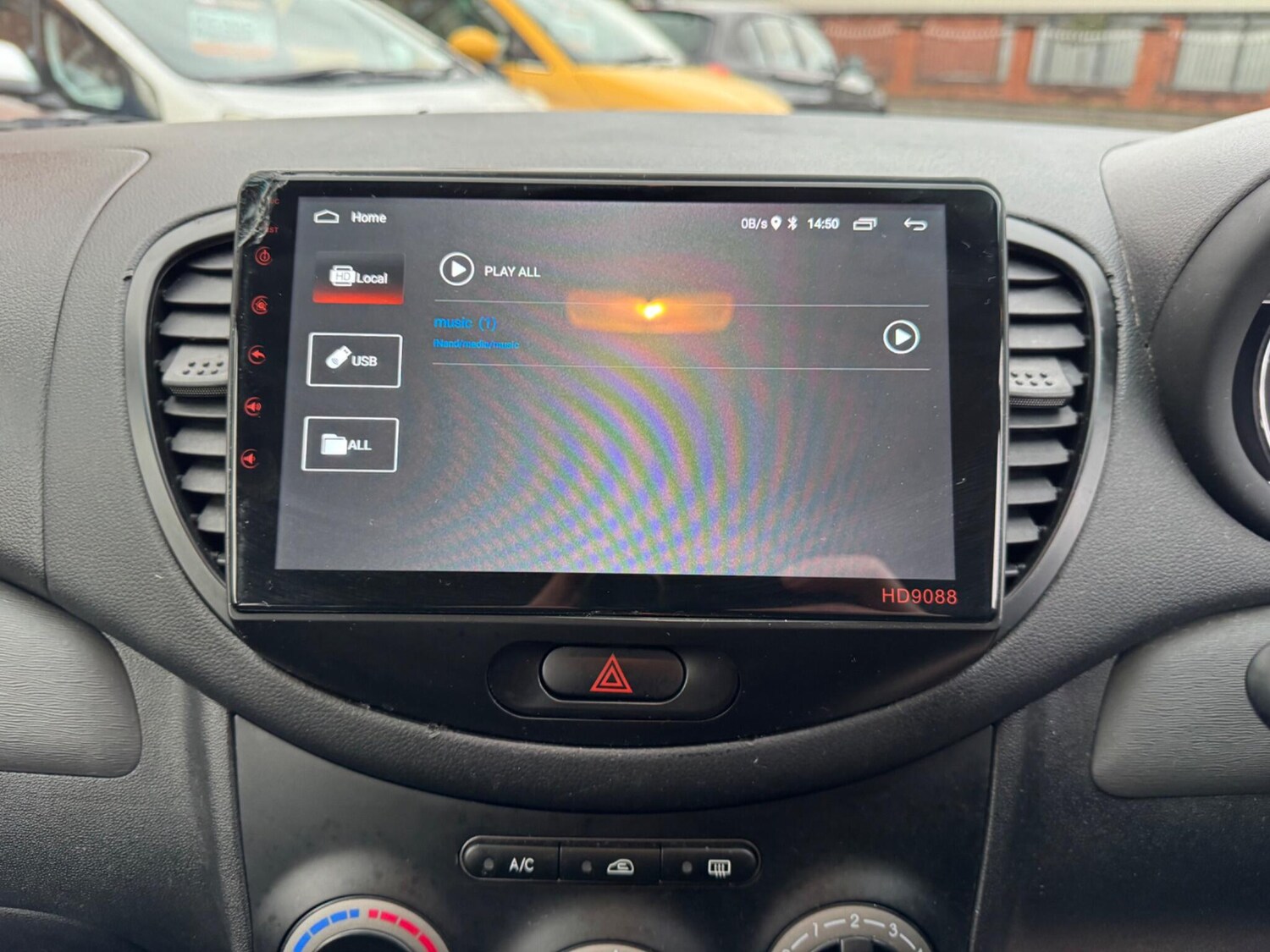 Used Hyundai i10 for sale - 77351932: Photo 48