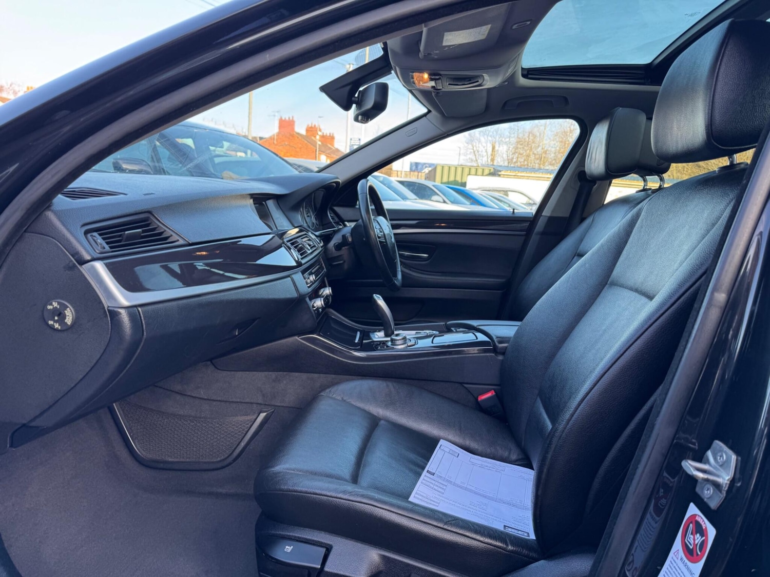 Used BMW 5 Series 2012 for sale - 77351795: Photo 2