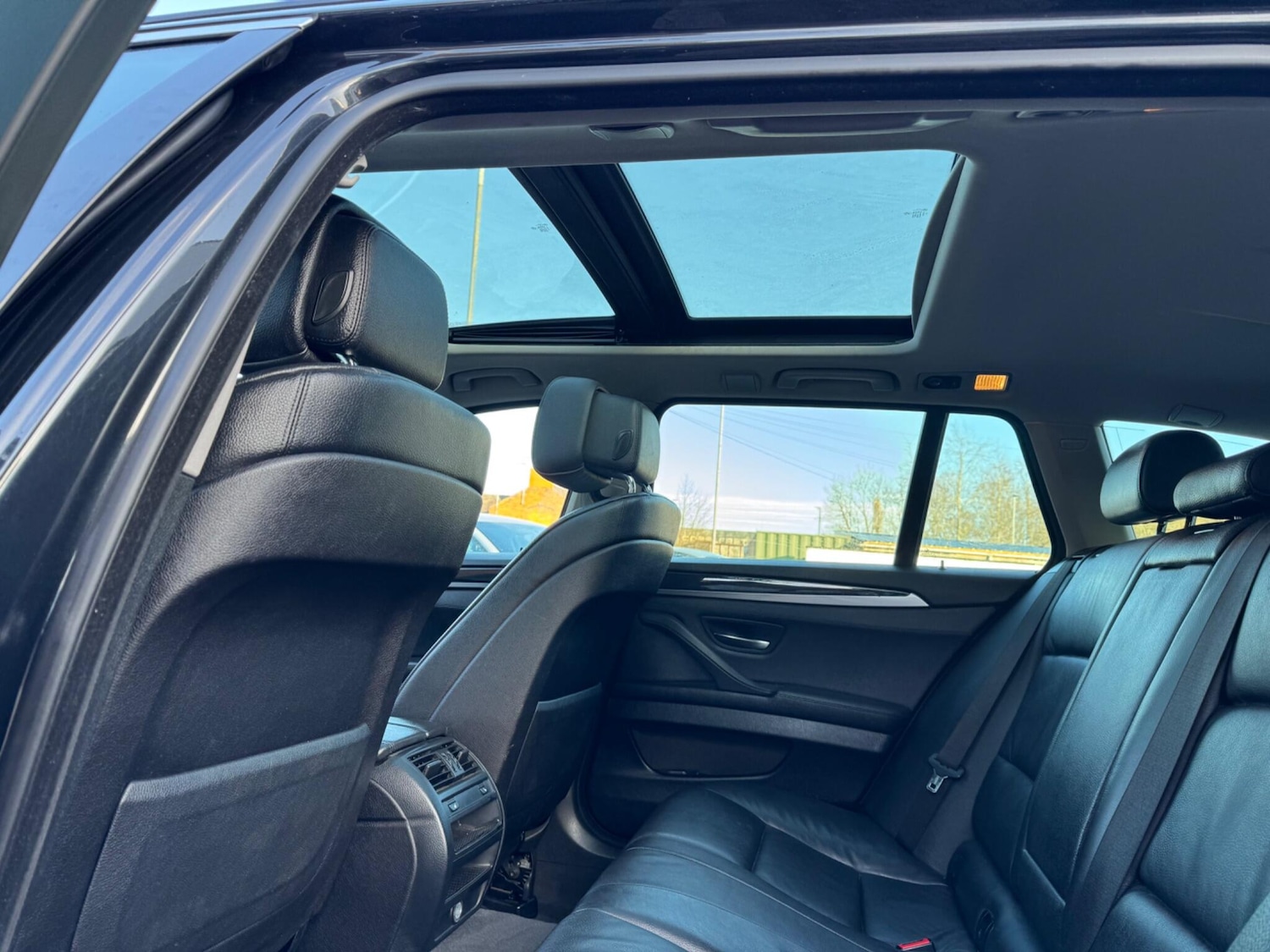 Used BMW 5 Series 2012 for sale - 77351795: Photo 25