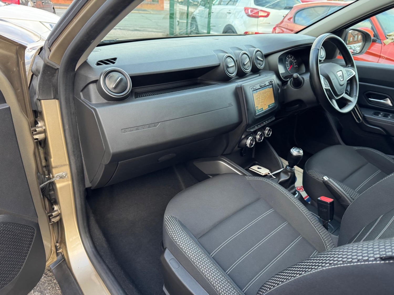 Used Dacia Duster 2020 for sale - 77351764: Photo 2