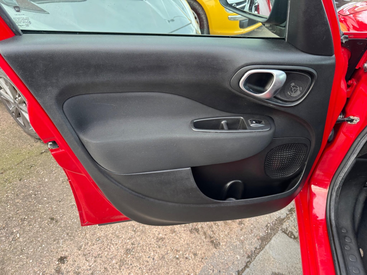 Used Fiat 500L 2013 for sale - 77351485: Photo 25