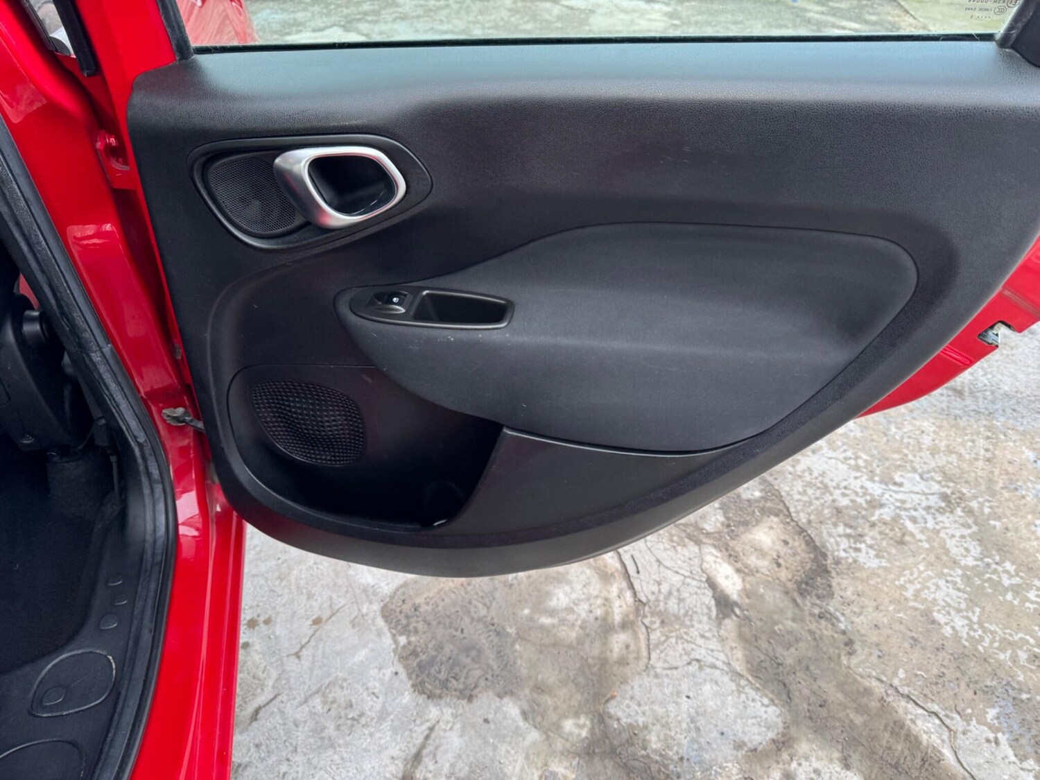 Used Fiat 500L 2013 for sale - 77351485: Photo 35