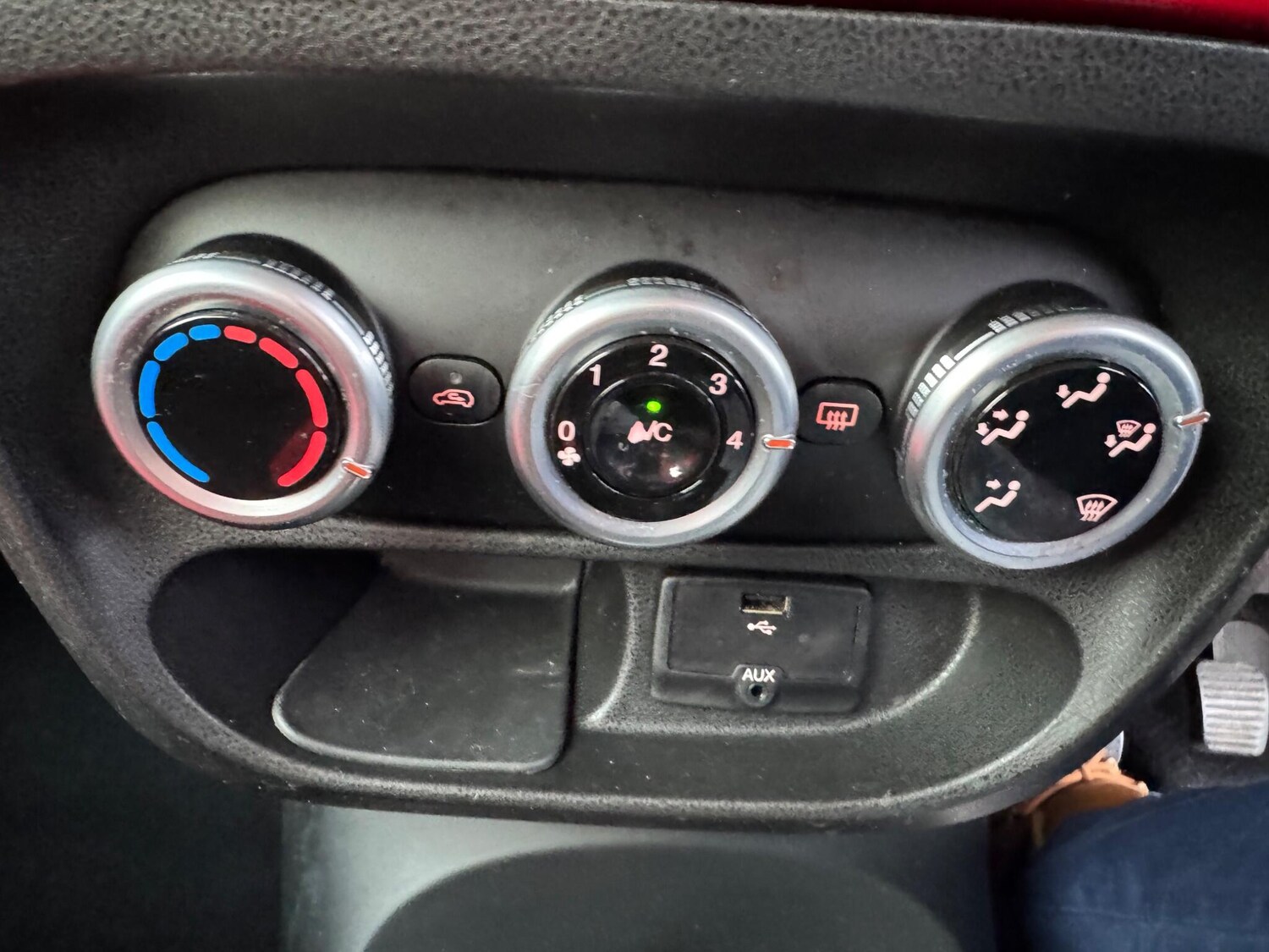 Used Fiat 500L 2013 for sale - 77351485: Photo 45