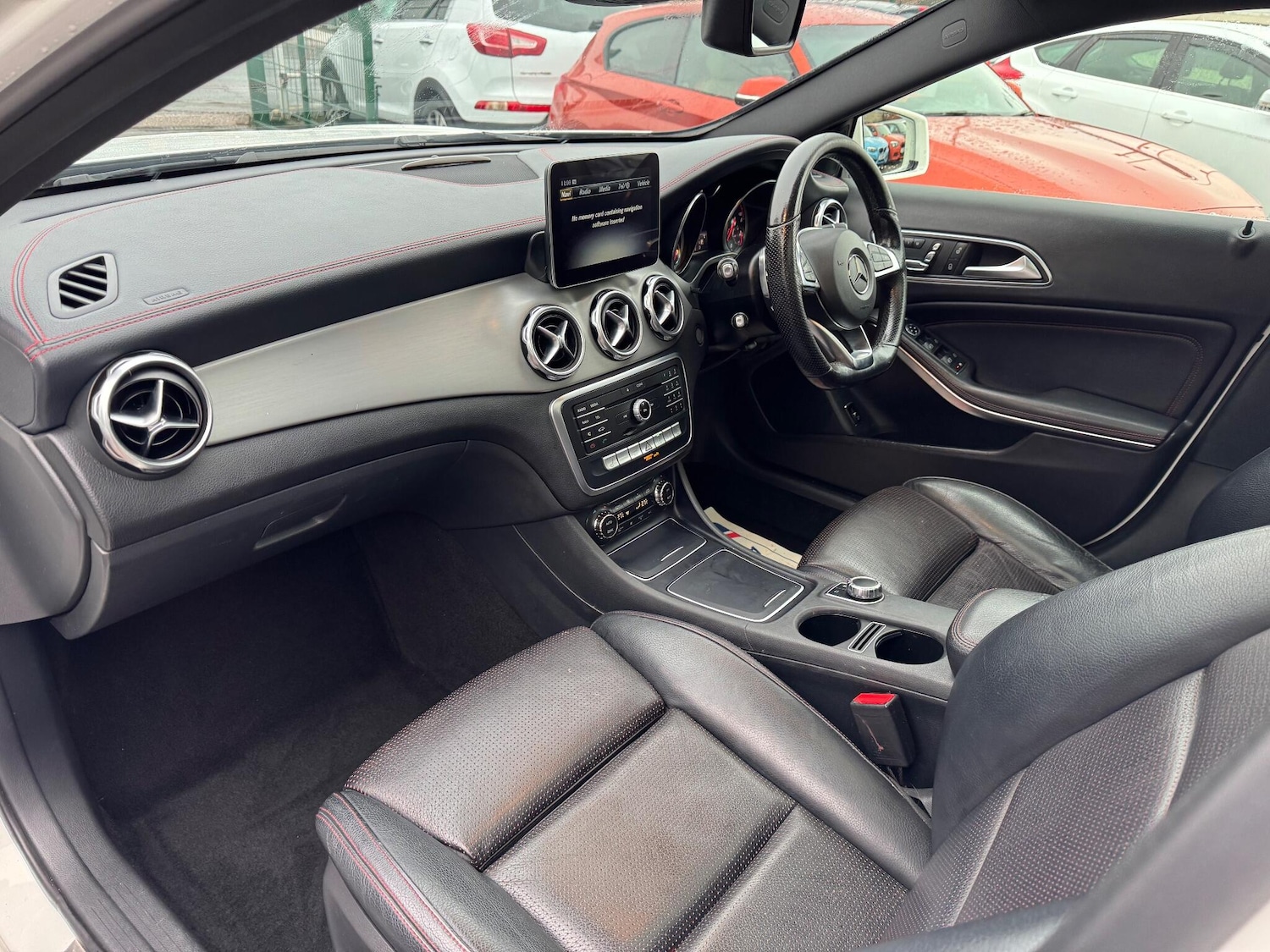 Used Mercedes-Benz GLA 2018 for sale - 77351650: Photo 2