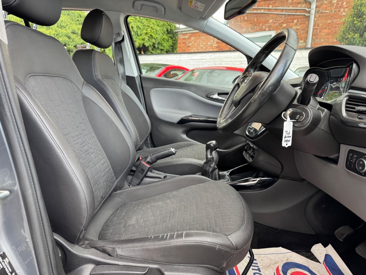 Used Vauxhall Corsa for sale - 77351533: Photo 2