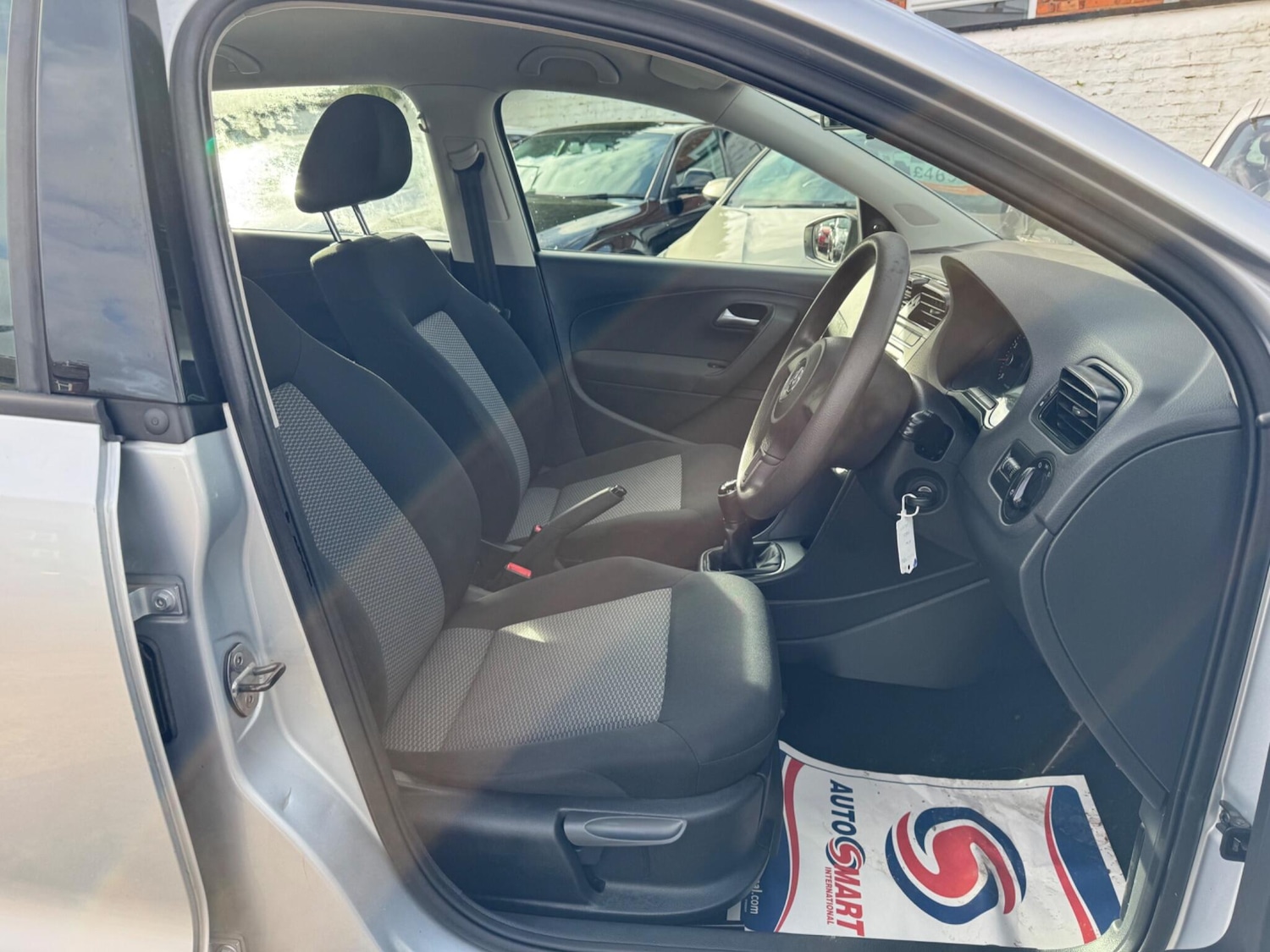 Used Volkswagen Polo 2013 for sale - 77633611: Photo 3