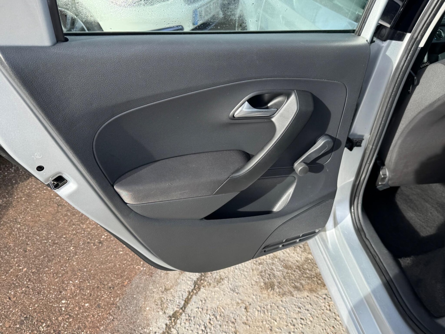 Used Volkswagen Polo 2013 for sale - 77633611: Photo 9