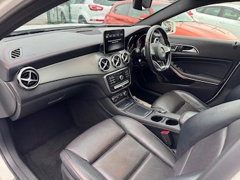 Used Mercedes-Benz GLA 2018 for sale - 77564953: Photo
