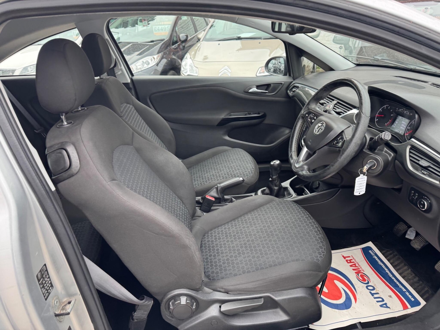 Used Vauxhall Corsa 2014 for sale - 77794328: Photo 3