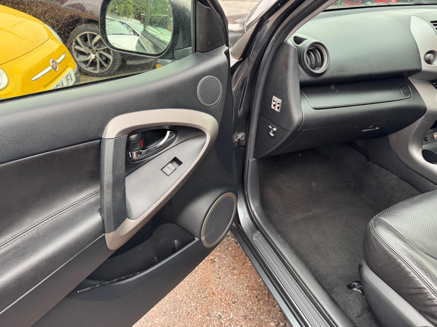 Used Toyota RAV4 2007 for sale - 77351933: Photo 25