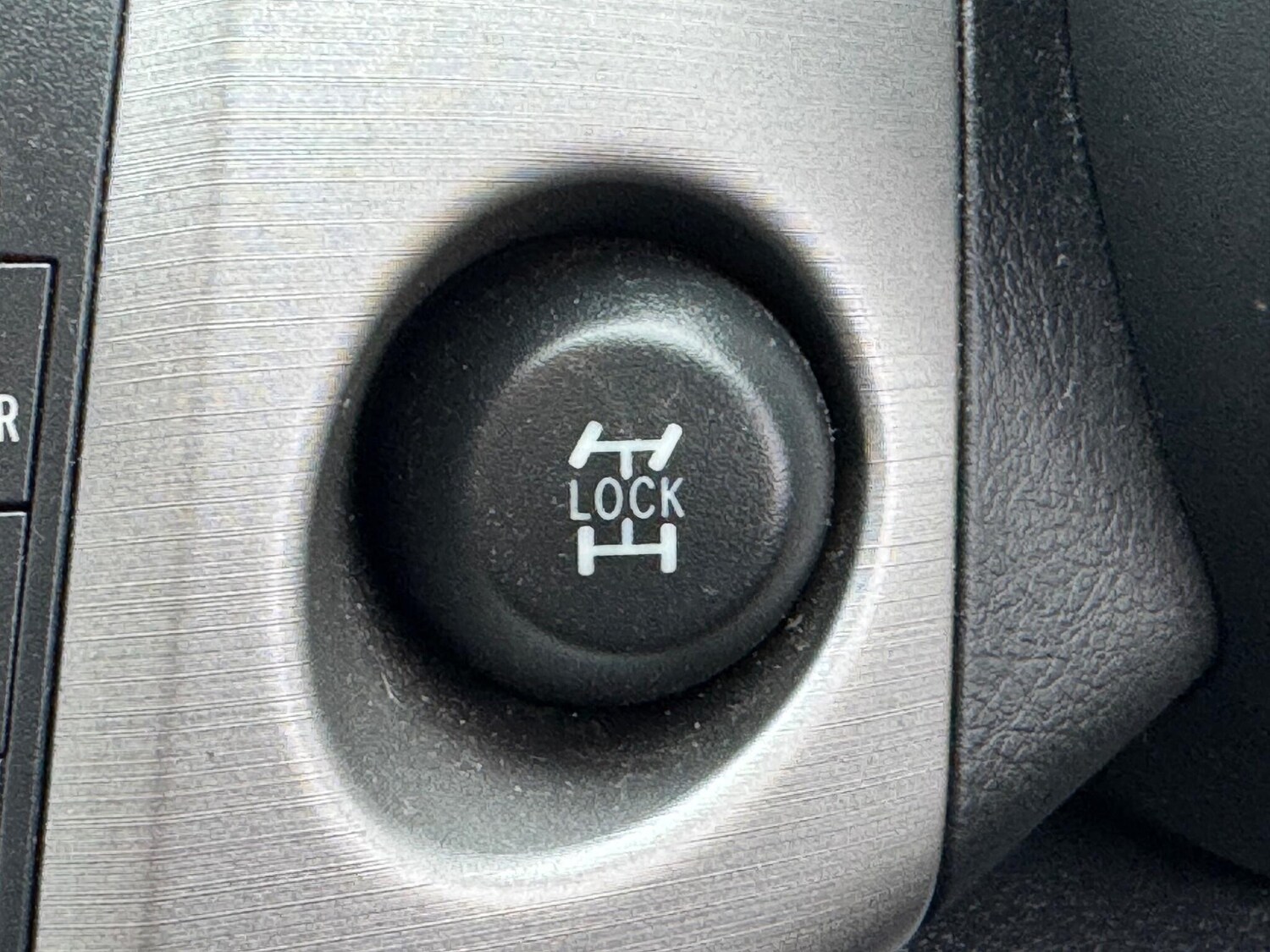 Used Toyota RAV4 2007 for sale - 77351933: Photo 46