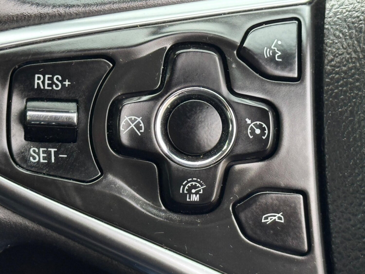 Used Vauxhall Insignia 2013 for sale - 77376712: Photo 50