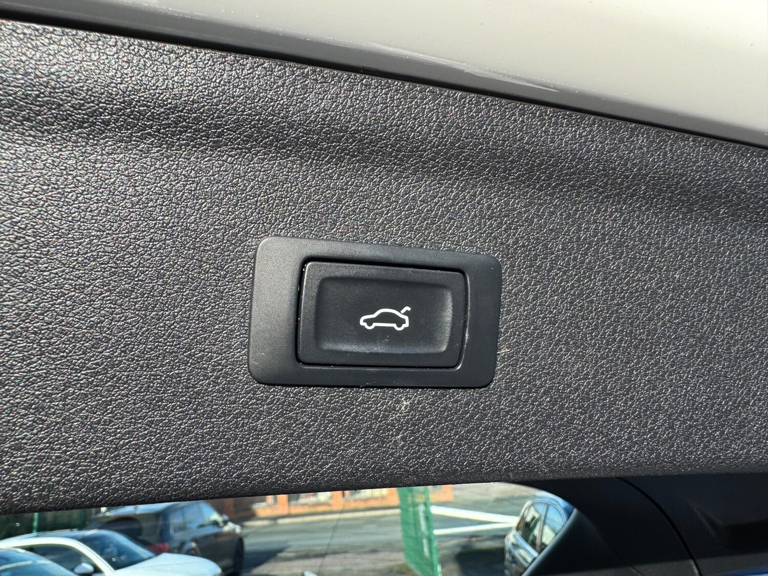 Used Audi Q3 2016 for sale - 77351997: Photo 35