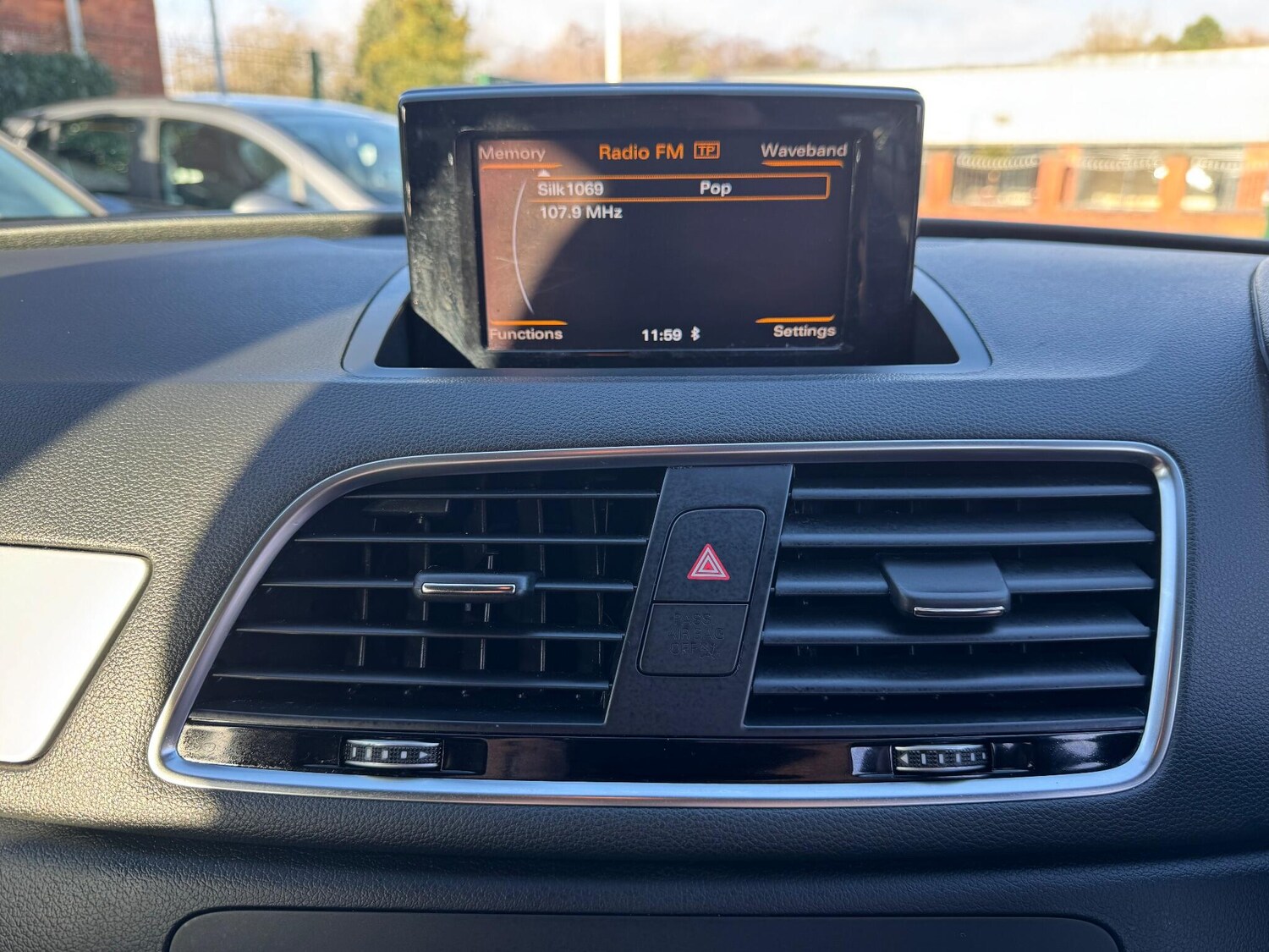 Used Audi Q3 2016 for sale - 77351997: Photo 45