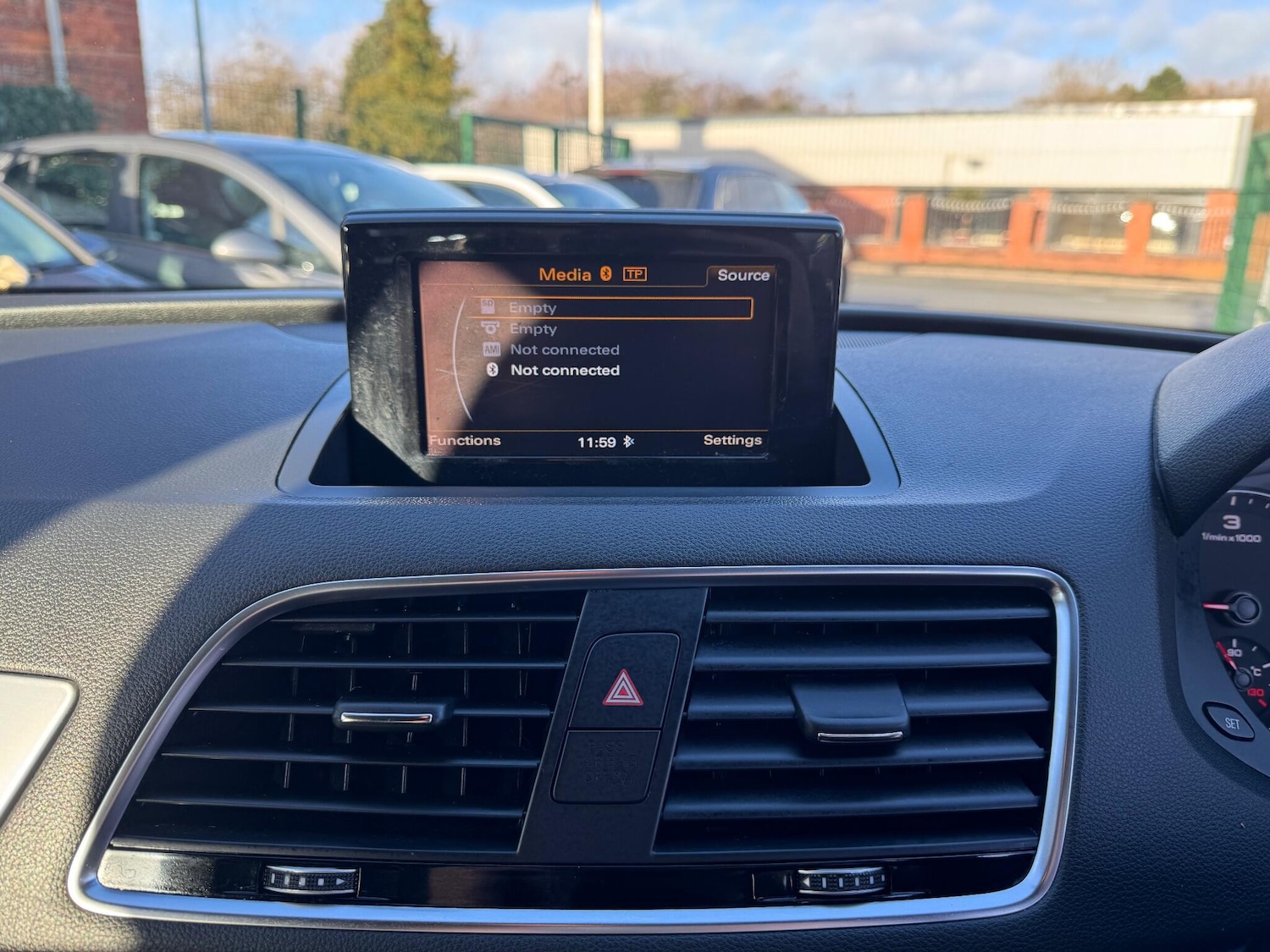 Used Audi Q3 2016 for sale - 77351997: Photo 48