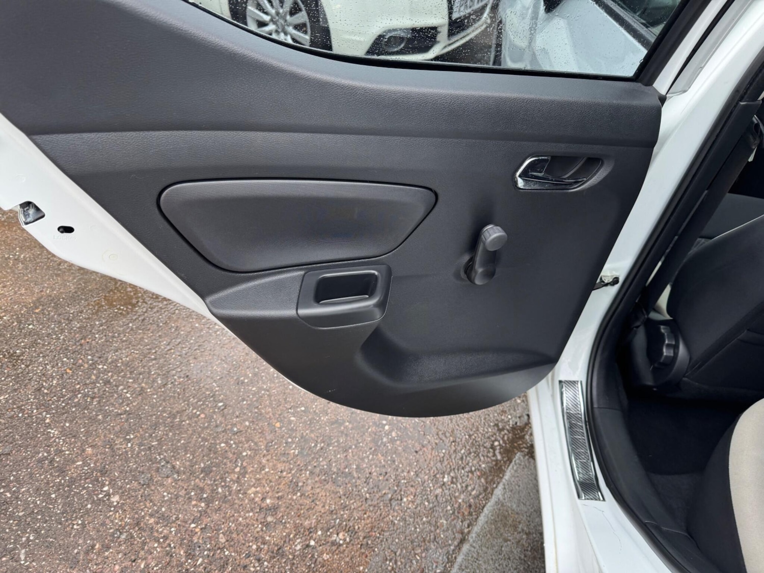 Used Nissan Micra 2017 for sale - 77705513: Photo 33