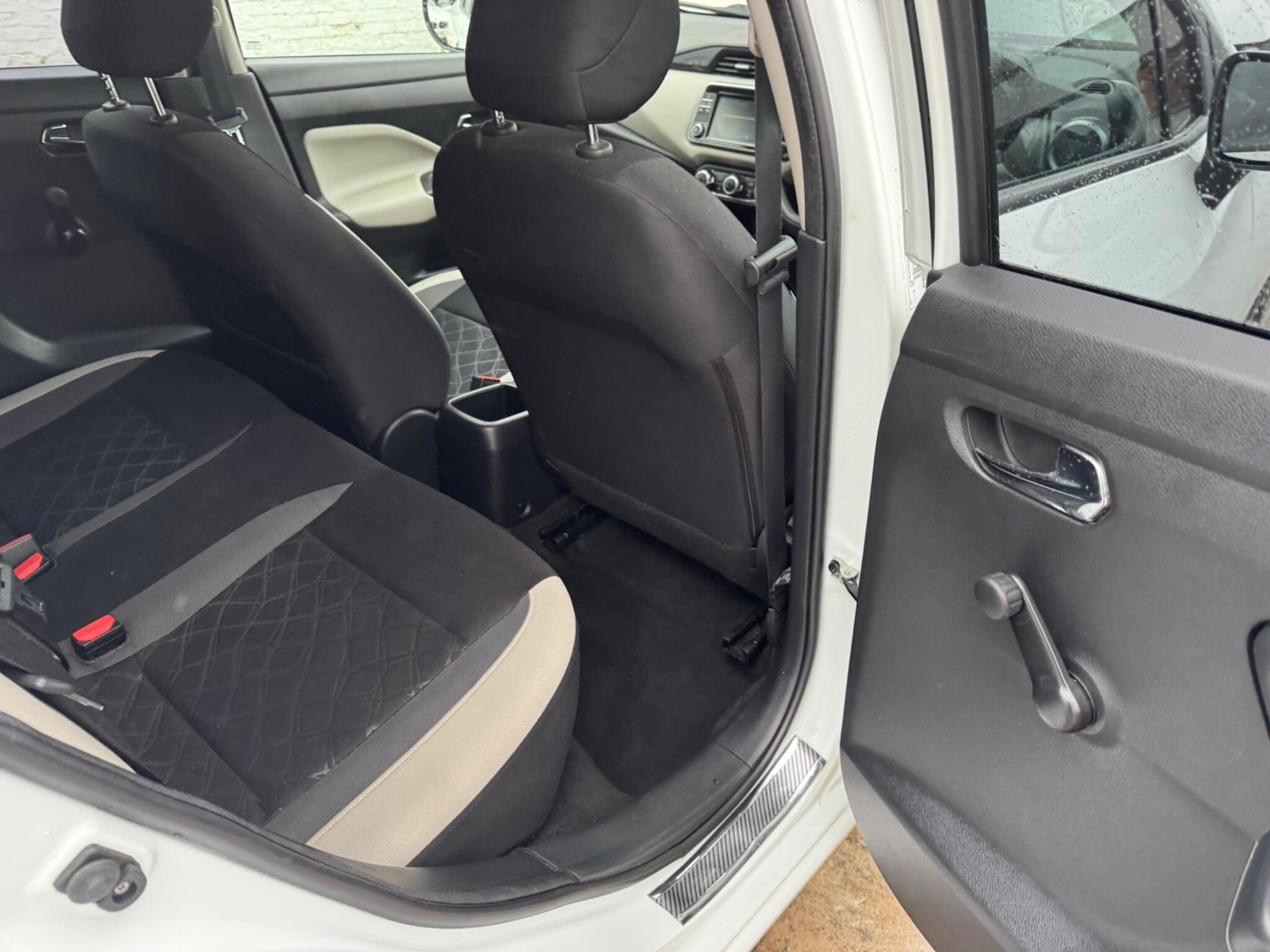 Used Nissan Micra 2017 for sale - 77705513: Photo 36