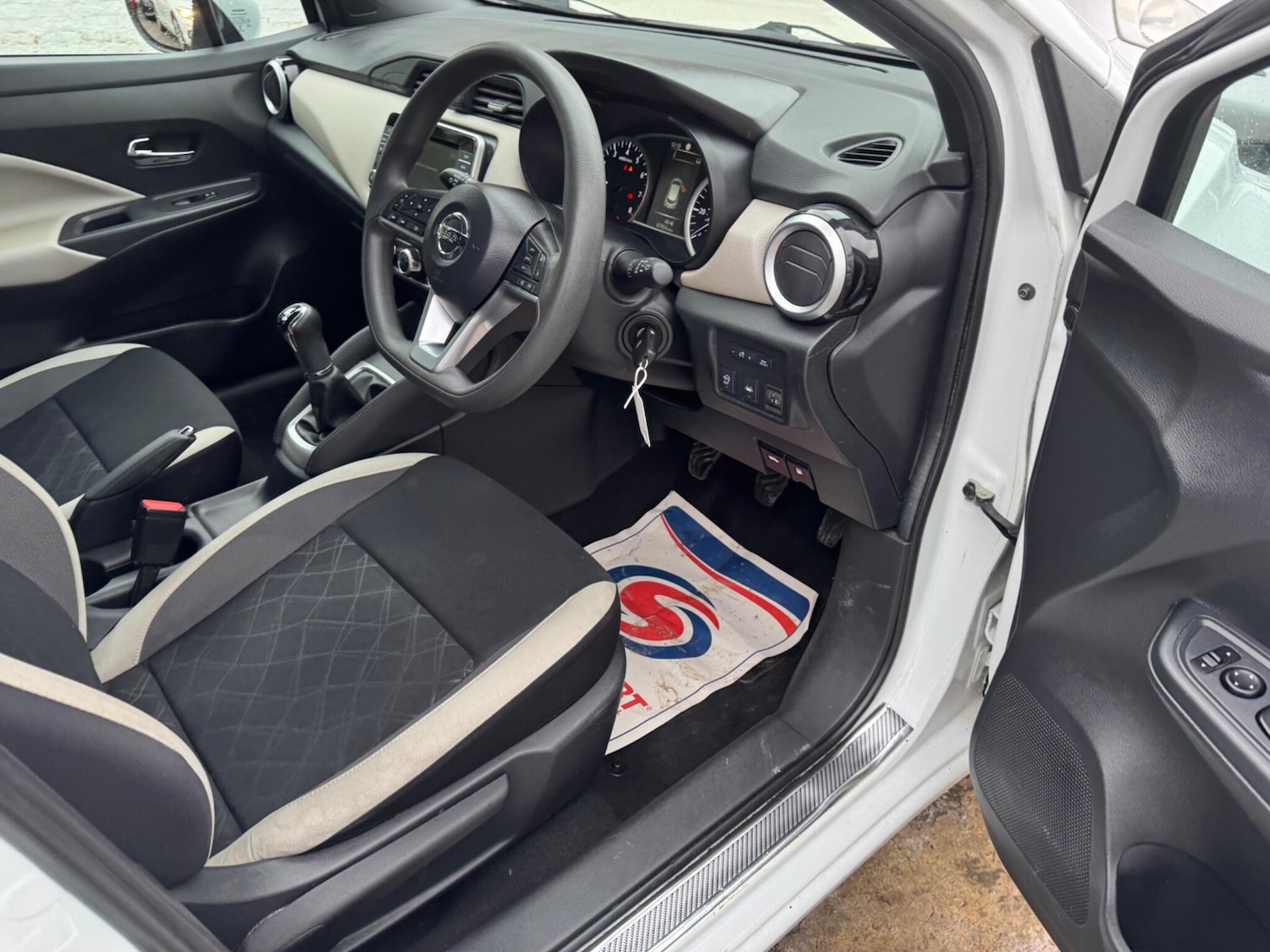 Used Nissan Micra 2017 for sale - 77705513: Photo 39