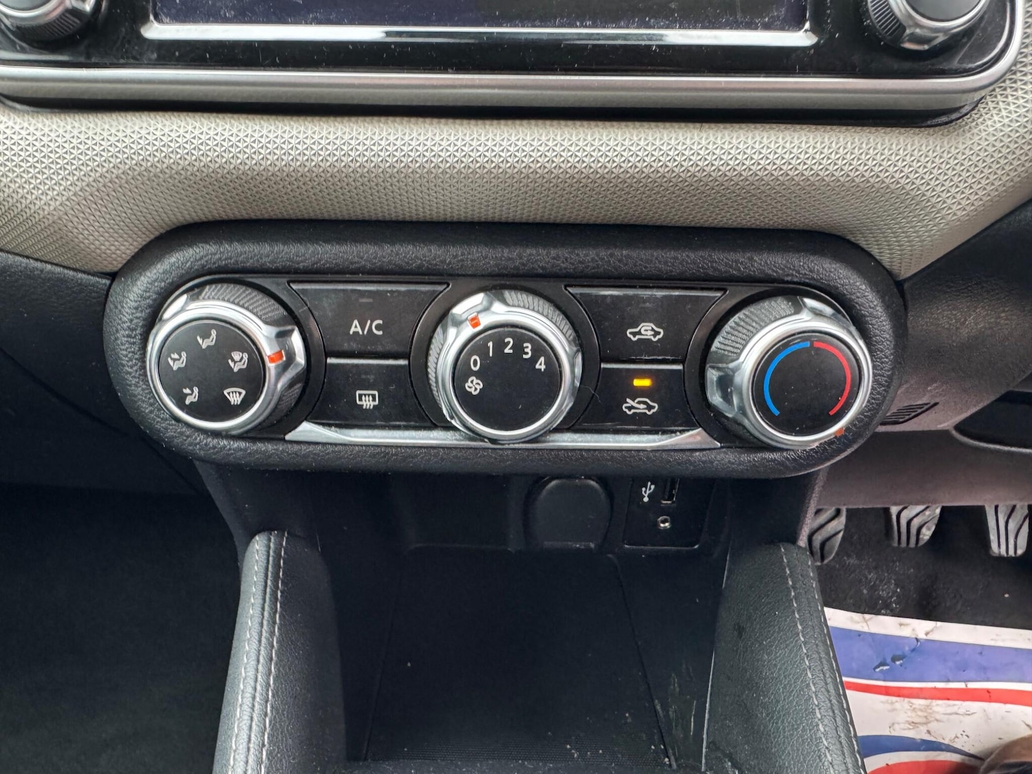 Used Nissan Micra 2017 for sale - 77705513: Photo 44