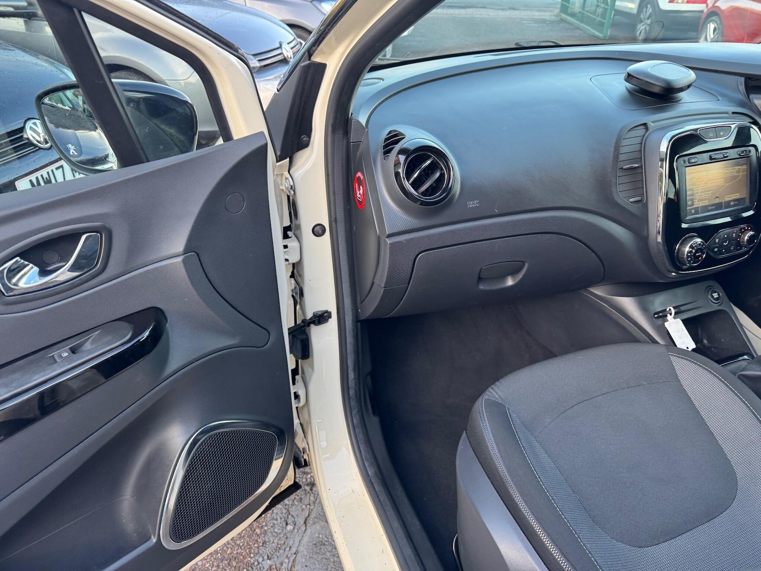 Used Renault Captur 2014 for sale - 77352015: Photo 26