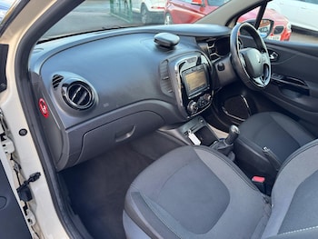 Used Renault Captur 2014 for sale - 77352015: Photo