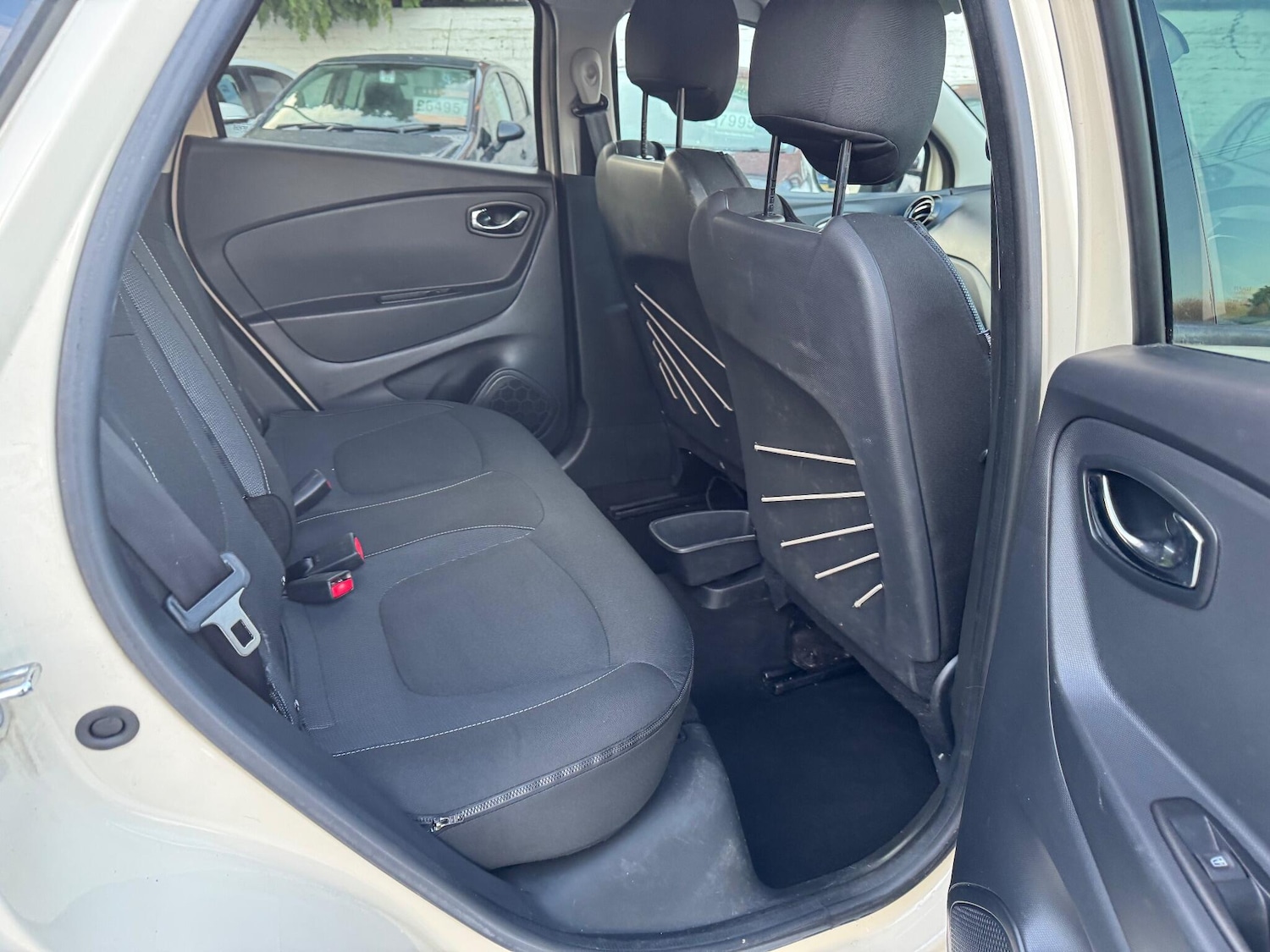 Used Renault Captur 2014 for sale - 77352015: Photo 34