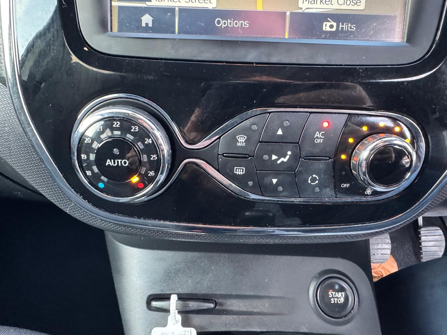 Used Renault Captur 2014 for sale - 77352015: Photo 45