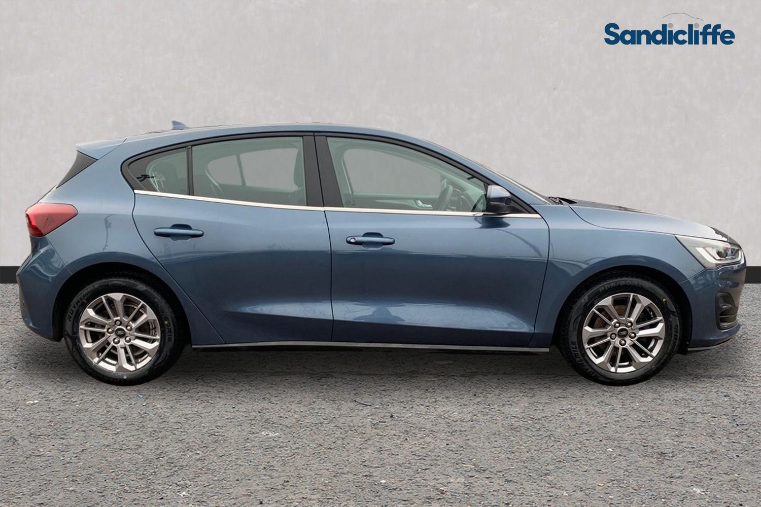 Used Ford Focus 2022 for sale - 77201139: Photo 3