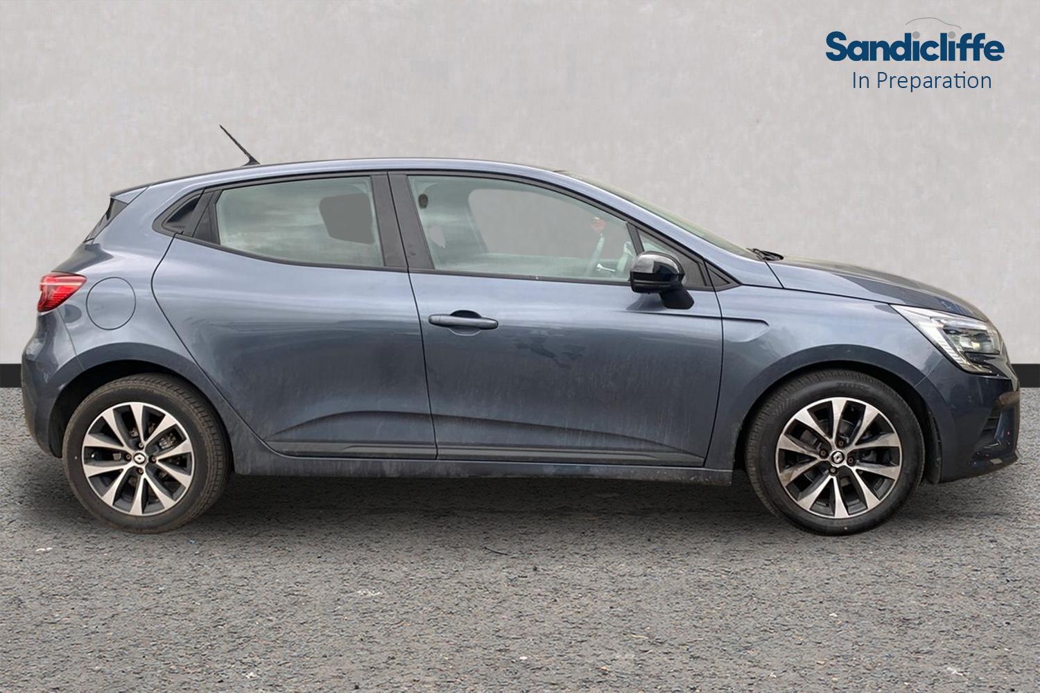 Used Renault Clio 2022 for sale - 77676958: Photo 2