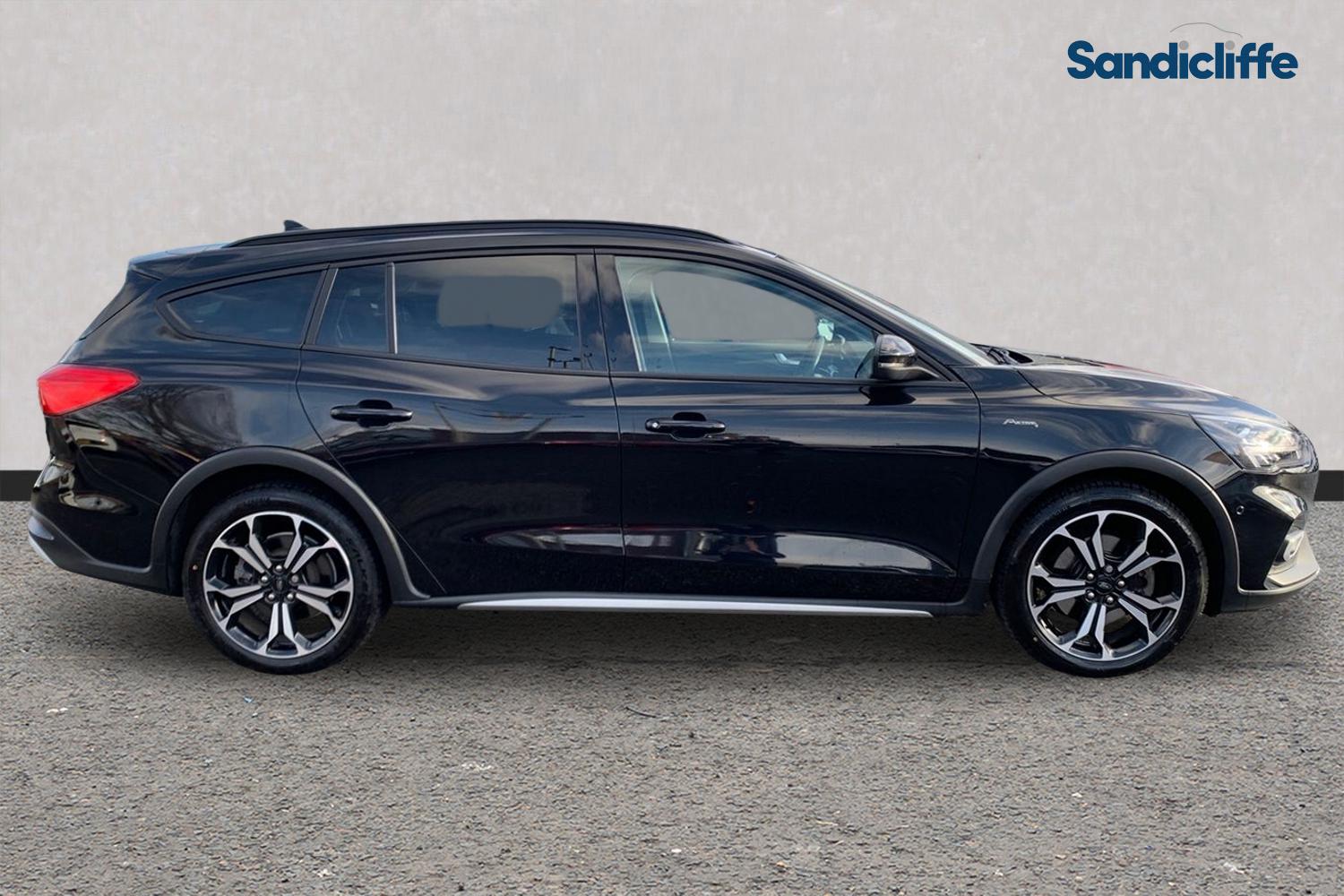 Used Ford Focus 2021 for sale - 76618400: Photo 3