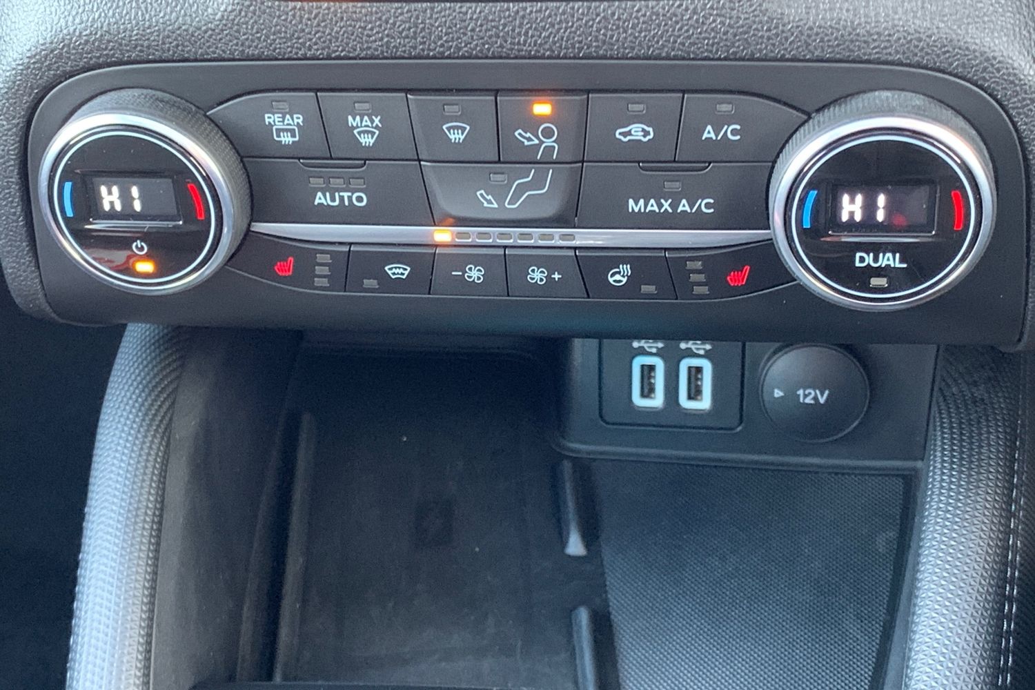 Used Ford Focus 2021 for sale - 76618400: Photo 31