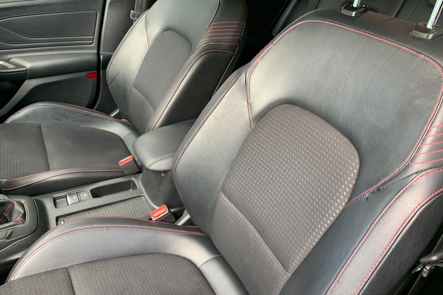 Used Ford Focus 2019 for sale - 78040076: Photo 19