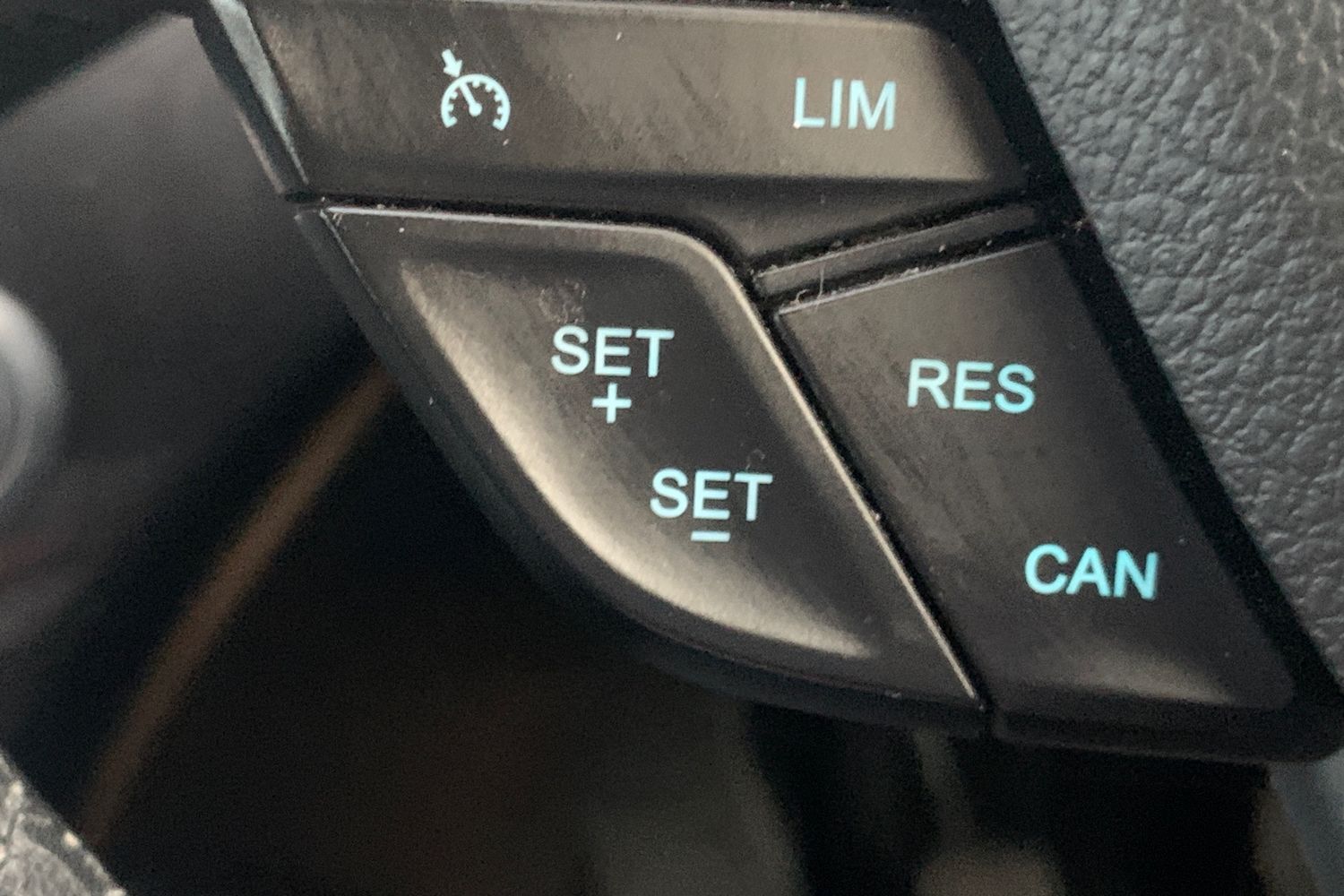 Used Ford C-Max 2015 for sale - 76403117: Photo 25