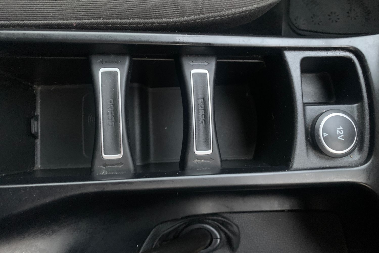 Used Ford C-Max 2015 for sale - 76403117: Photo 31