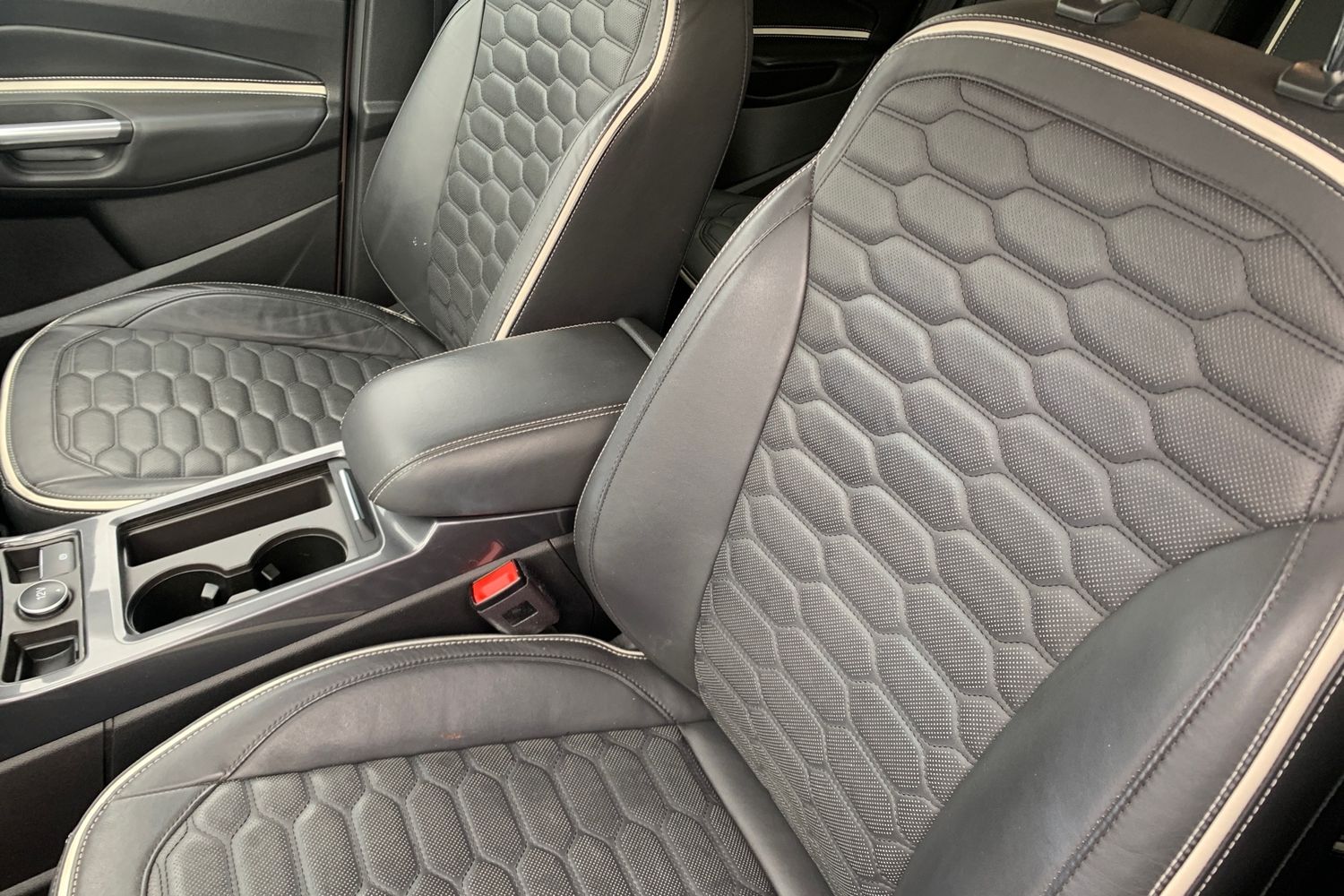 Used Ford Kuga 2018 for sale - 76477708: Photo 20