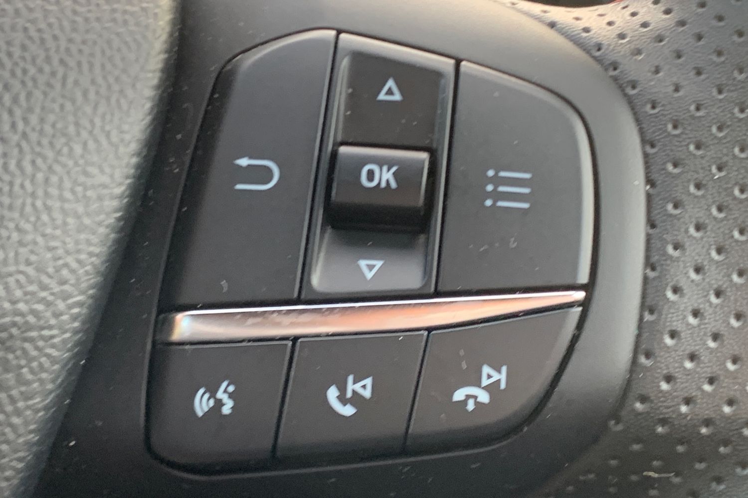 Used Ford Puma 2020 for sale - 76892979: Photo 29