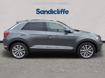 Used Volkswagen T-Roc 2021 for sale - 75379303: Photo
