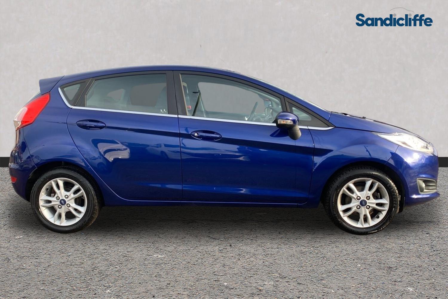 Used Ford Fiesta 2015 for sale - 77189144: Photo 3